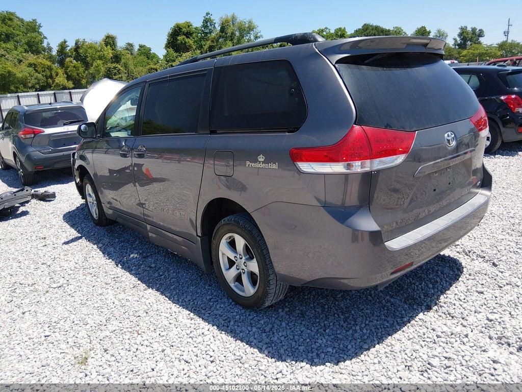 5TDKK3DC5ES485331 2014 TOYOTA SIENNA photo no. 3