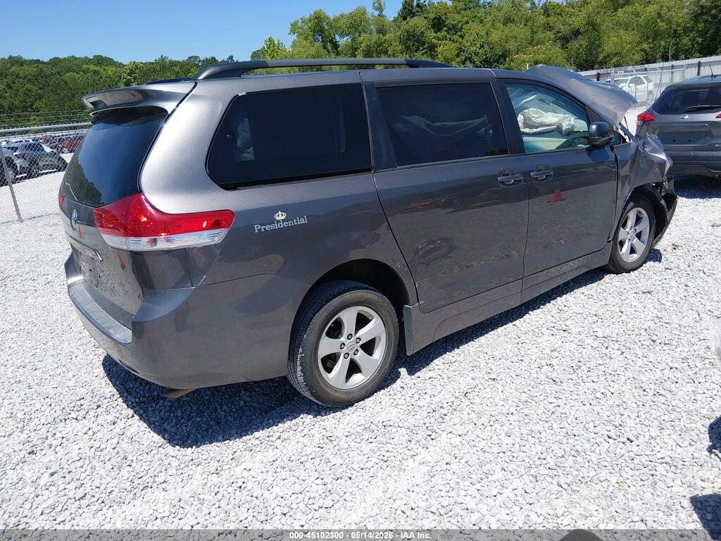 5TDKK3DC5ES485331 2014 TOYOTA SIENNA photo no. 4