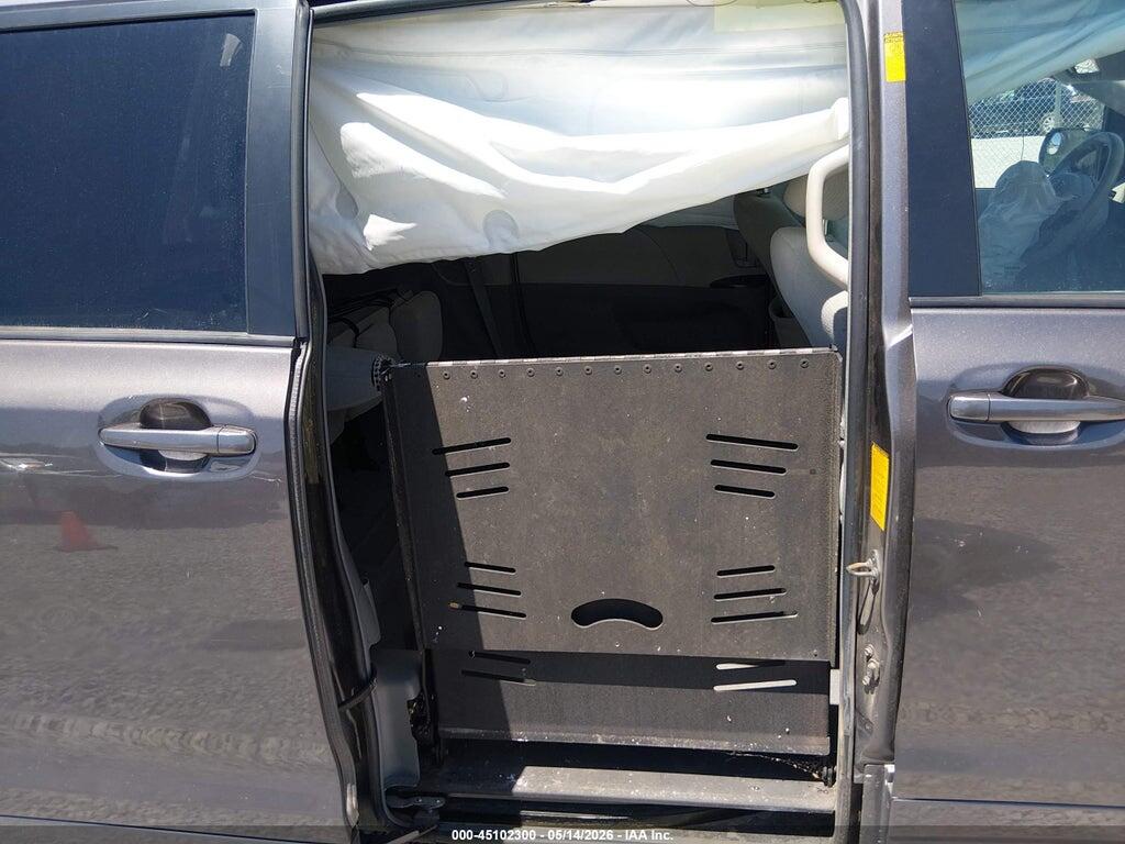 5TDKK3DC5ES485331 2014 TOYOTA SIENNA photo no. 8