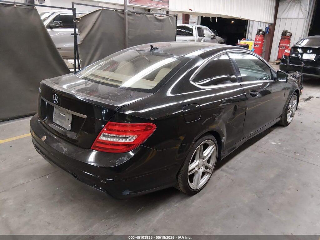 WDDGJ4HB6CF911675 2012 MERCEDES-BENZ C 250 photo no. 4
