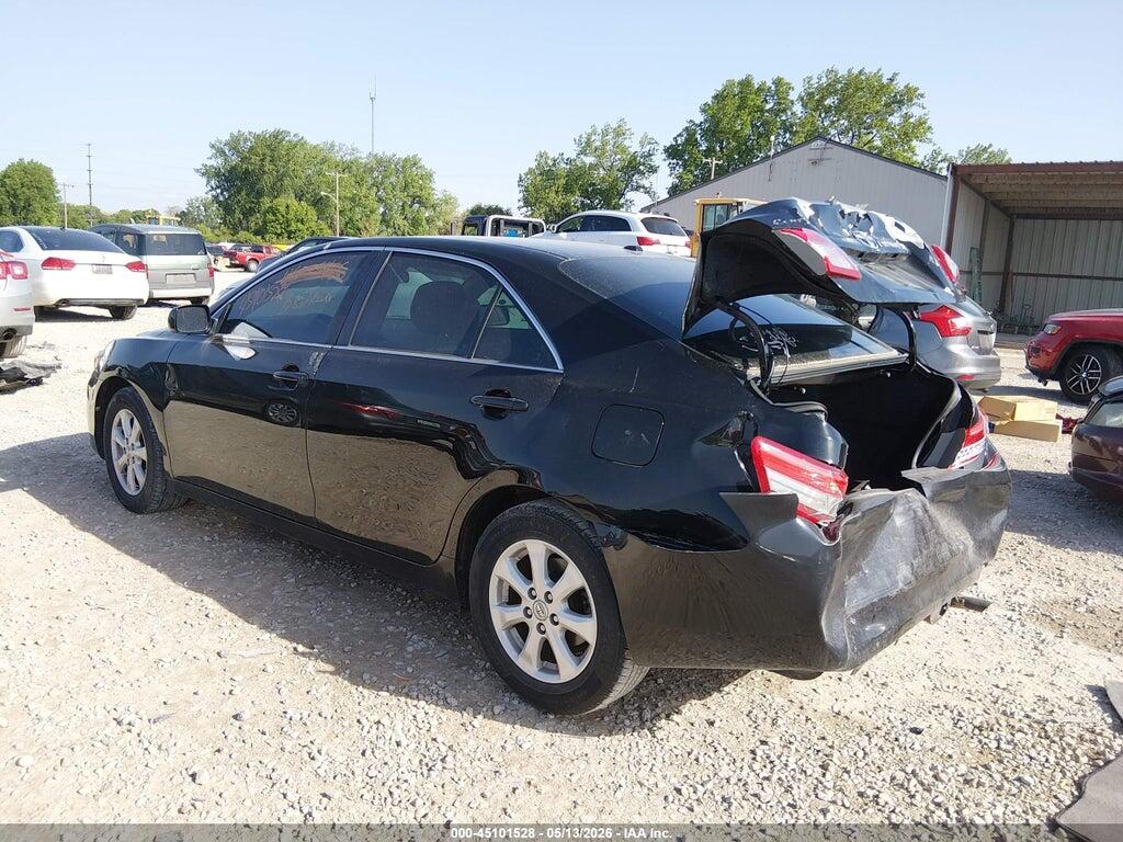 4T1BF3EK1BU200881 2011 TOYOTA CAMRY photo no. 3
