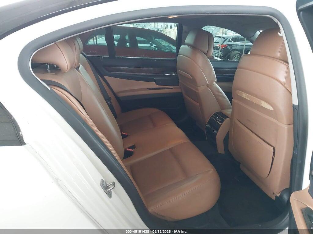 WBAKA4C56BC392095 2011 BMW 740I photo no. 8