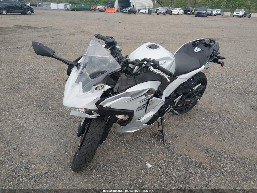 ML5EXGH10SDA47903 2025 KAWASAKI EX500 photo no. 2