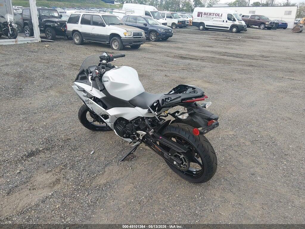 ML5EXGH10SDA47903 2025 KAWASAKI EX500 photo no. 3