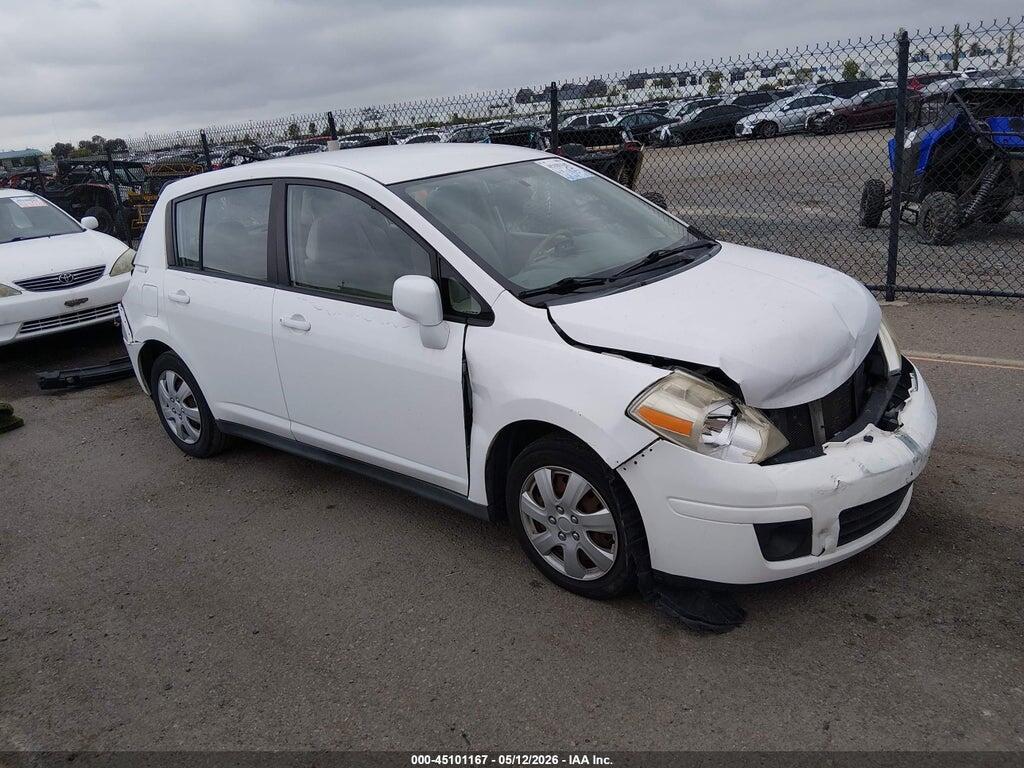 3N1BC13EX8L435431 2008 NISSAN VERSA photo no. 1