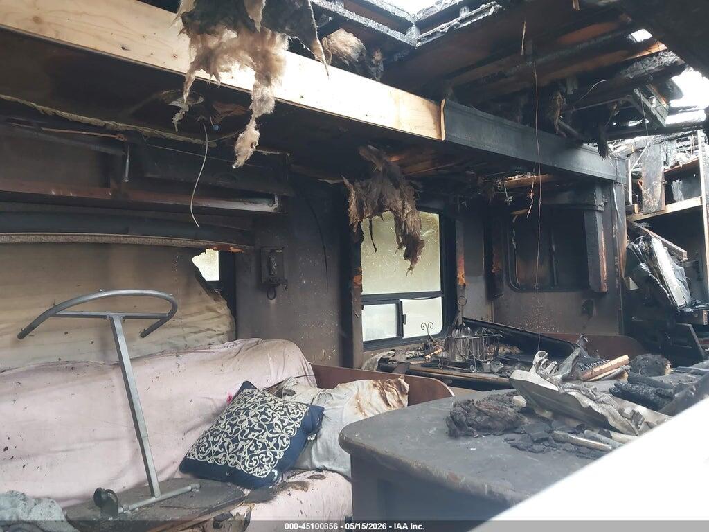 1UJBJ0BR9G1T70384 2016 JAYCO OTHER photo no. 8
