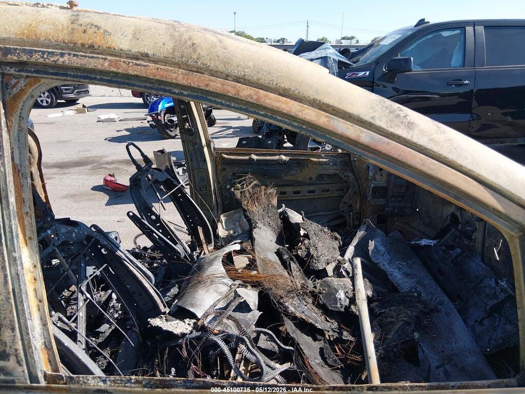 2C4RC1DG6MR551993 2021 CHRYSLER VOYAGER photo no. 5