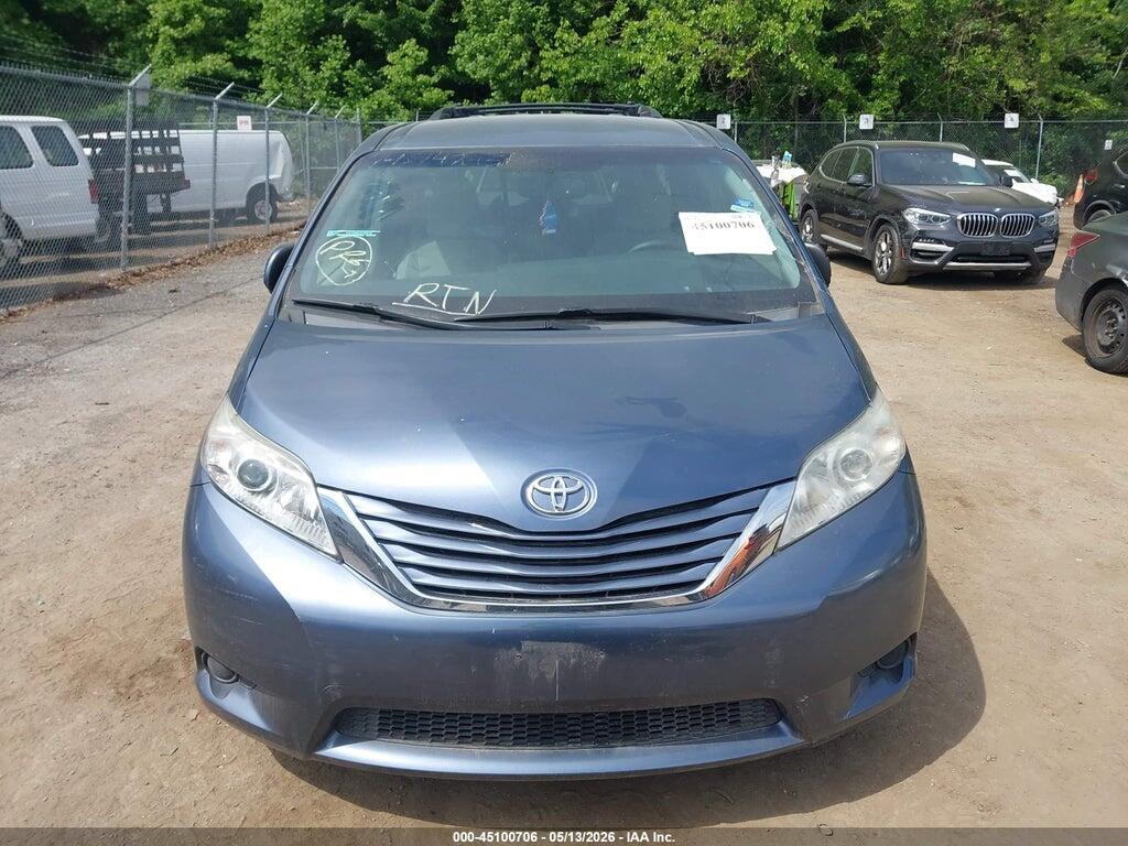 5TDKZ3DC8HS829833 2017 TOYOTA SIENNA photo no. 12
