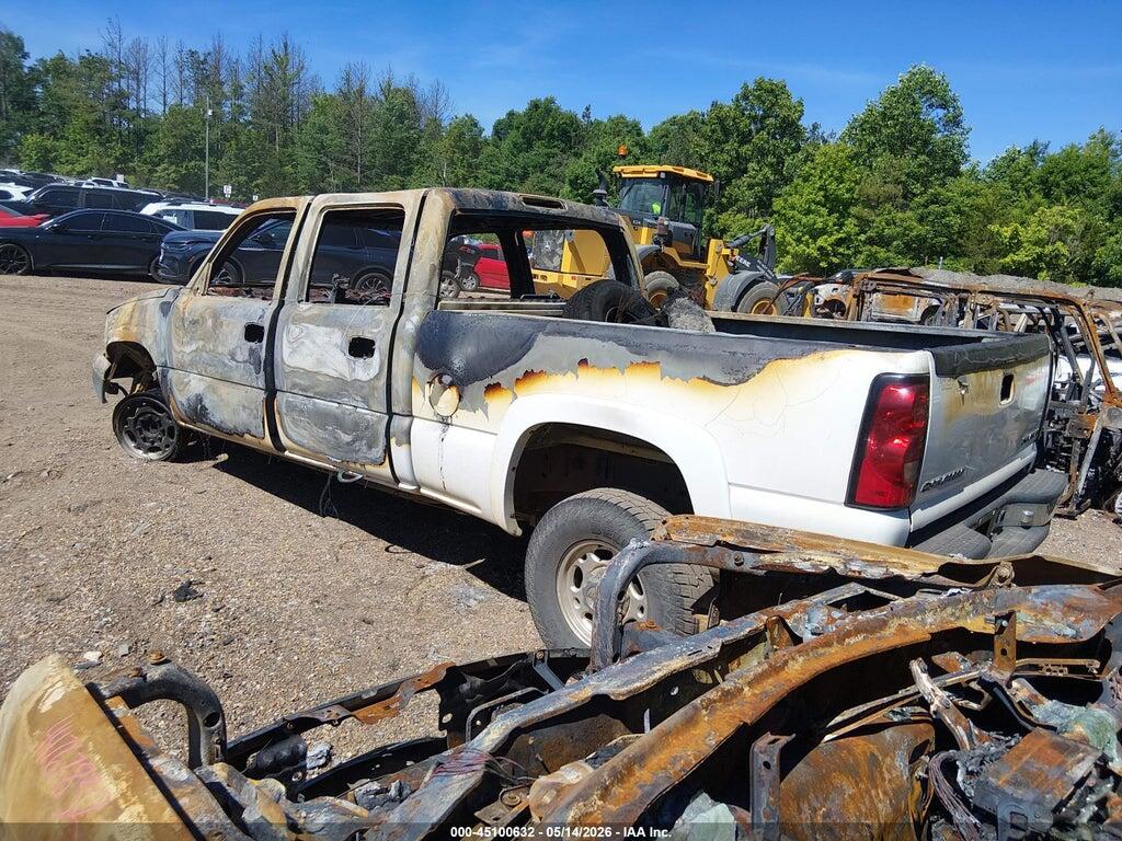 1GCHC23U34F232714 2004 CHEVROLET SILVERADO 2500HD photo no. 3