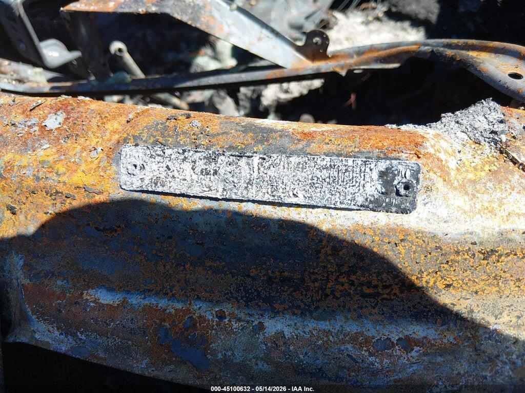 1GCHC23U34F232714 2004 CHEVROLET SILVERADO 2500HD photo no. 9