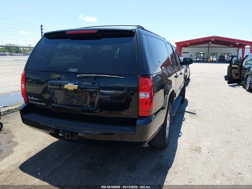 1GNSCJE09DR241353 2013 CHEVROLET SUBURBAN 1500 photo no. 4