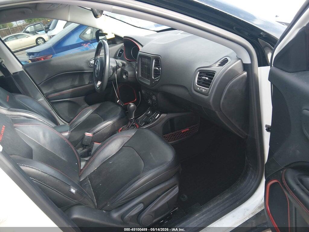 3C4NJDDB9HT616672 2017 JEEP NEW COMPASS photo no. 5