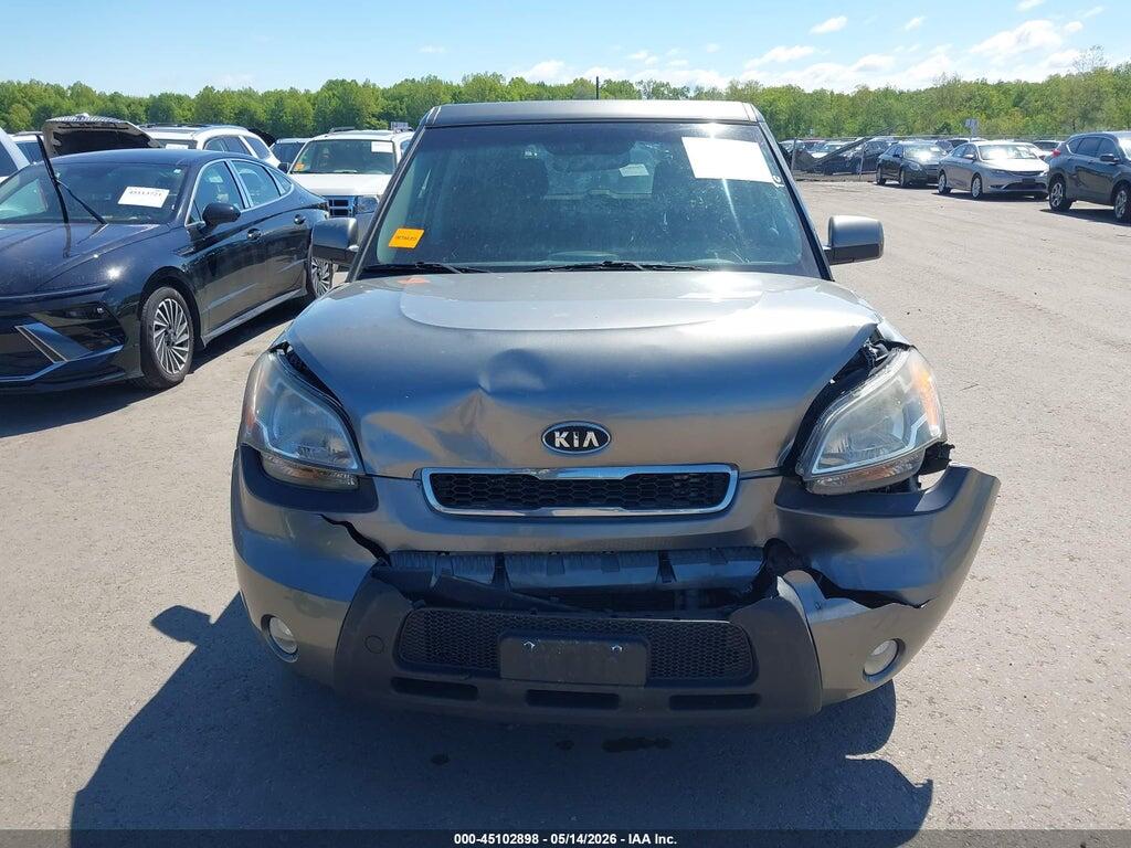 KNDJT2A21B7310594 2011 KIA SOUL photo no. 12