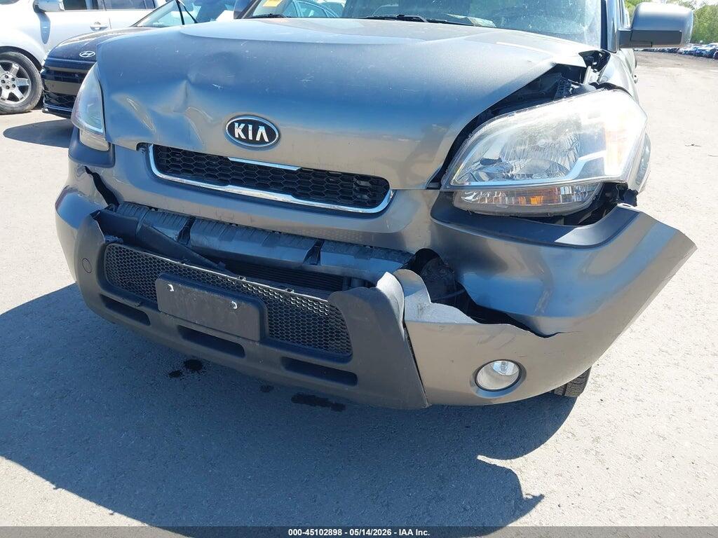 KNDJT2A21B7310594 2011 KIA SOUL photo no. 6