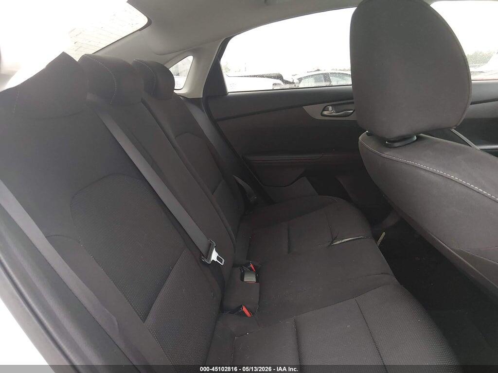3KPF24AD0ME383044 2021 KIA FORTE photo no. 8
