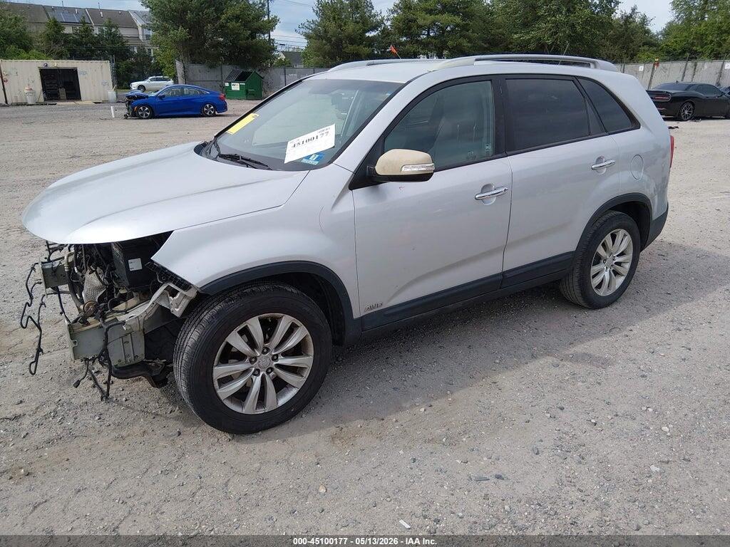5XYKTDA26BG071854 2011 KIA SORENTO photo no. 2