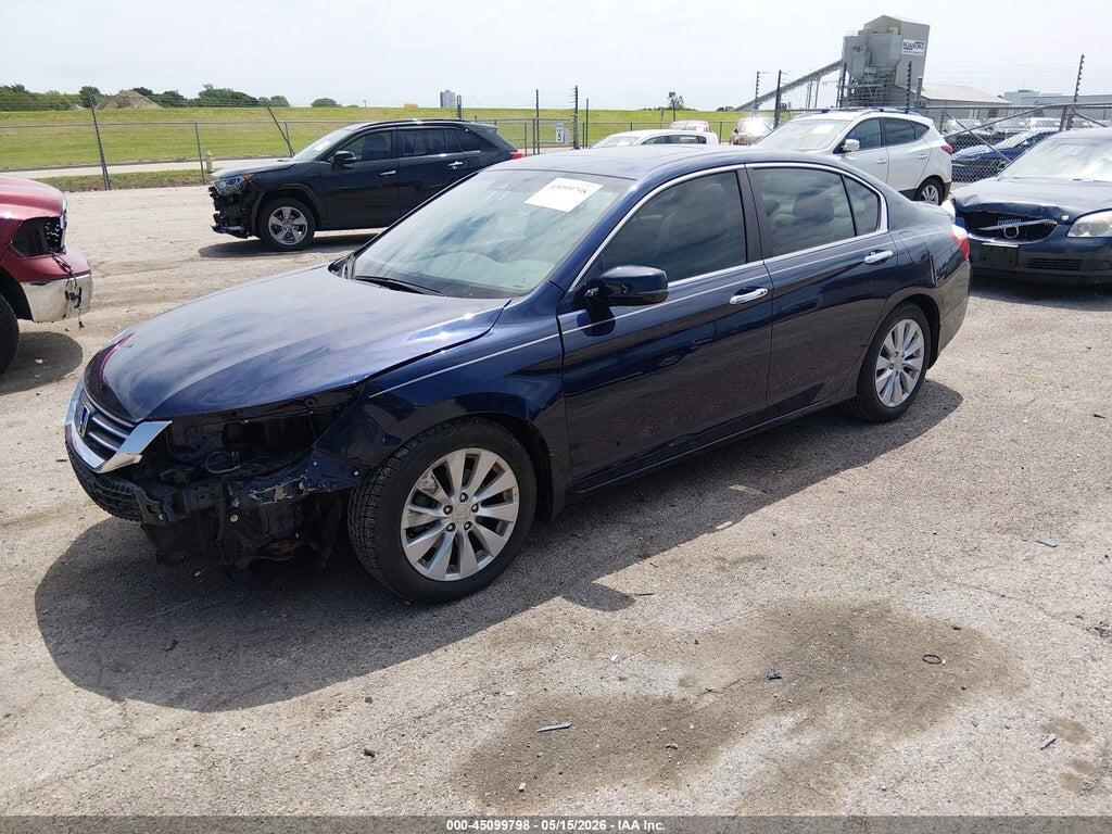1HGCR2F81DA097660 2013 HONDA ACCORD photo no. 2