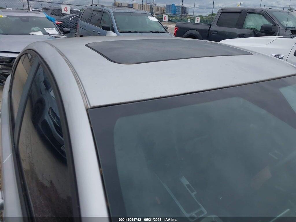 YV1382MS7A2501240 2010 VOLVO S40 photo no. 12