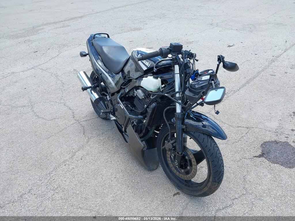 JKAEXVD105A093213 2005 KAWASAKI EX500 photo no. 1