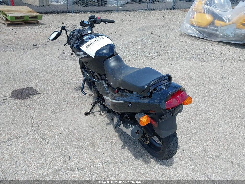 JKAEXVD105A093213 2005 KAWASAKI EX500 photo no. 3