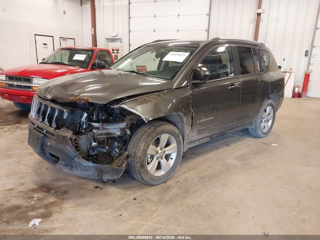 1C4NJDBB7GD520465 2016 JEEP COMPASS photo no. 2