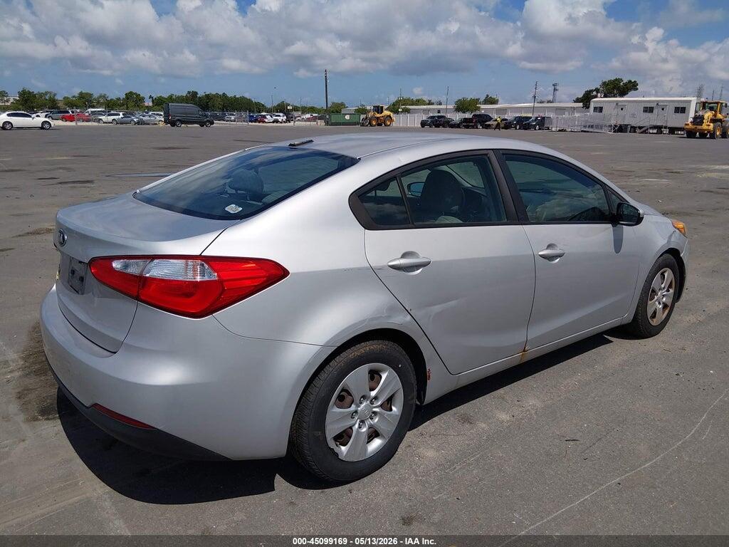 KNAFK4A66G5524911 2016 KIA FORTE photo no. 4