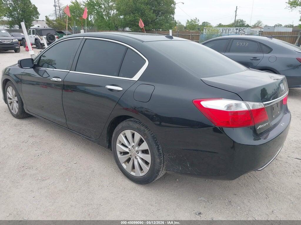 1HGCR2F88DA267674 2013 HONDA ACCORD photo no. 3