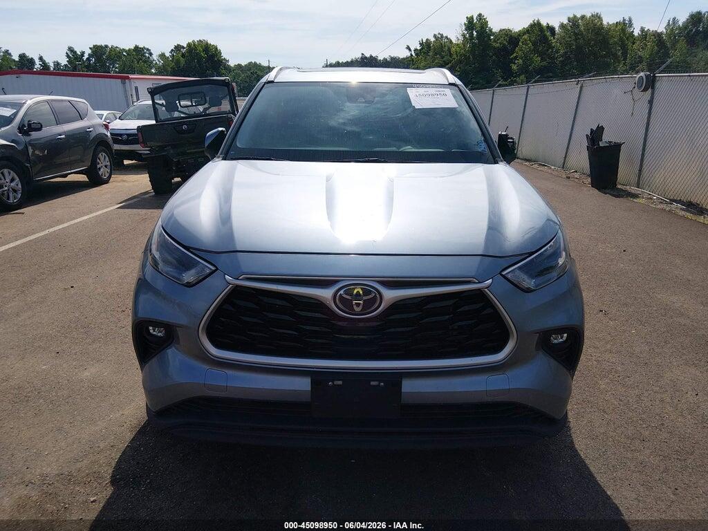 5TDGZRAH7NS091978 2022 TOYOTA HIGHLANDER photo no. 12