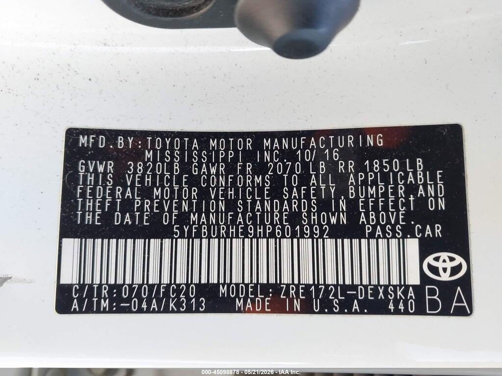 5YFBURHE9HP601992 2017 TOYOTA COROLLA photo no. 9