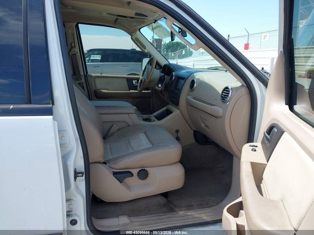 1FMPU17L84LA65882 2004 FORD EXPEDITION photo no. 5