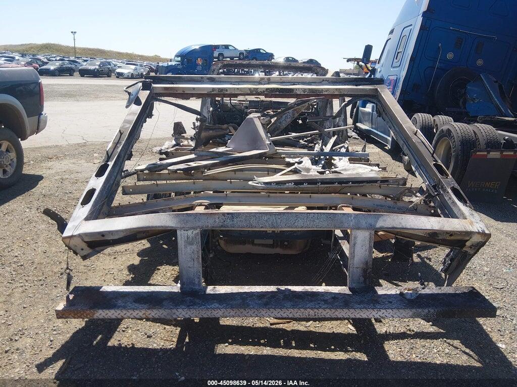 1FDWE3FL0EDA29427 2014 FORD E-350 CUTAWAY photo no. 8