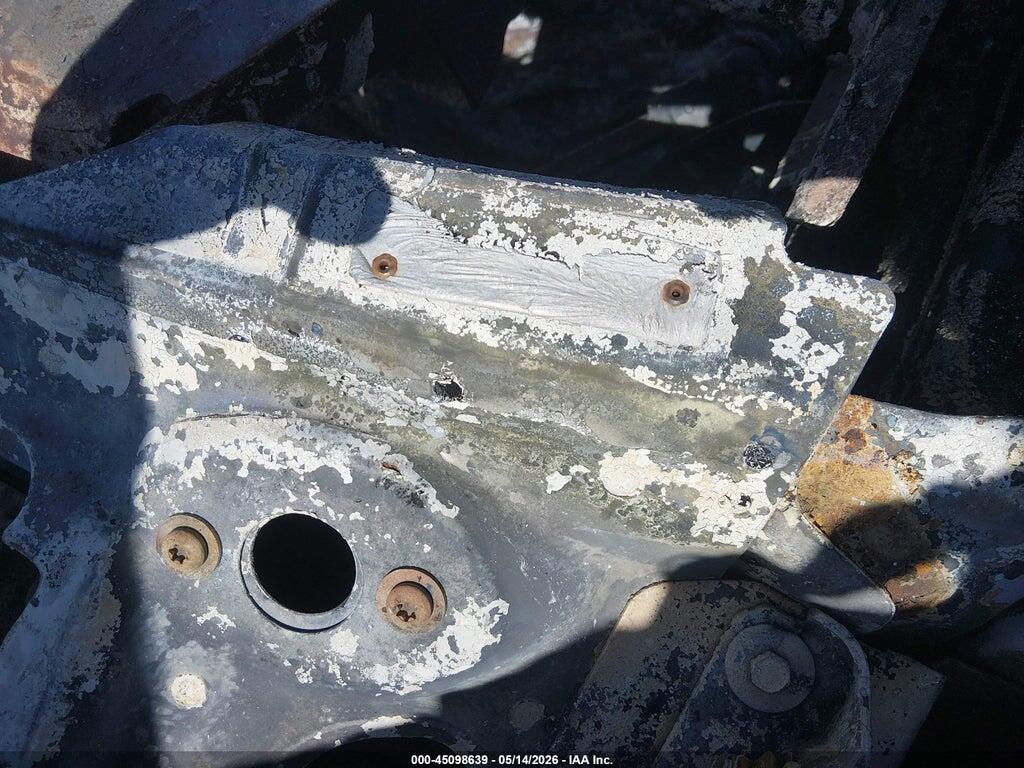 1FDWE3FL0EDA29427 2014 FORD E-350 CUTAWAY photo no. 9