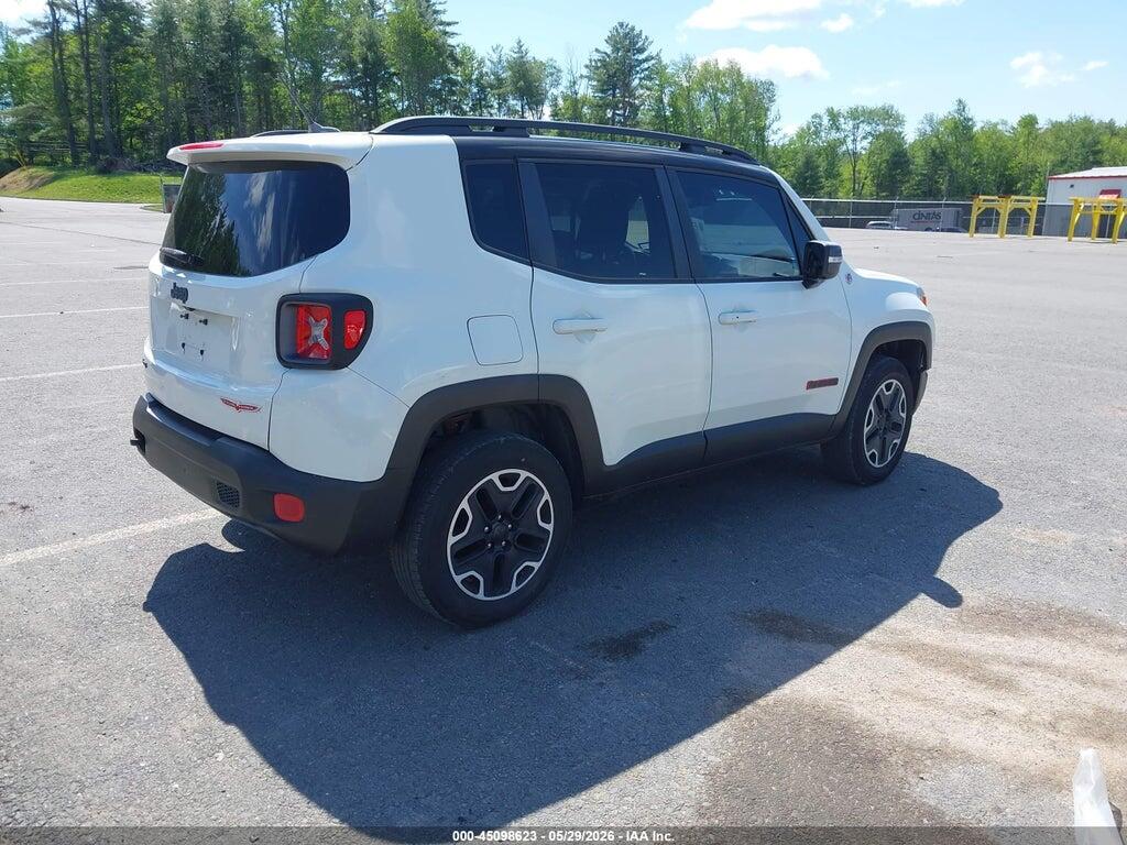 ZACCJBCTXGPD87673 2016 JEEP RENEGADE photo no. 4