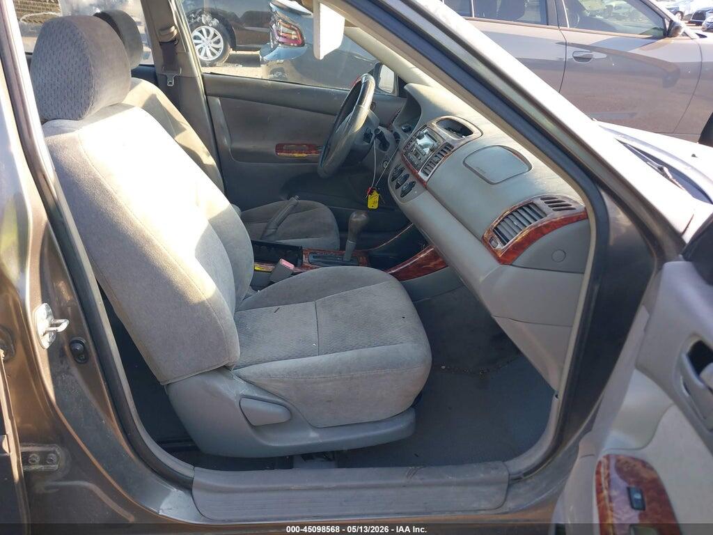 4T1BF32K52U517552 2002 TOYOTA CAMRY photo no. 5