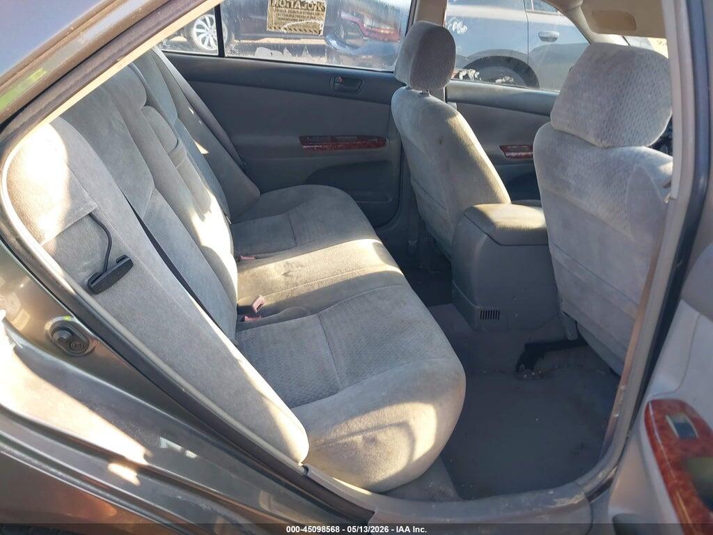 4T1BF32K52U517552 2002 TOYOTA CAMRY photo no. 8