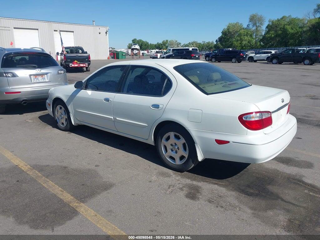 JNKCA31A91T008471 2001 INFINITI I30 photo no. 3
