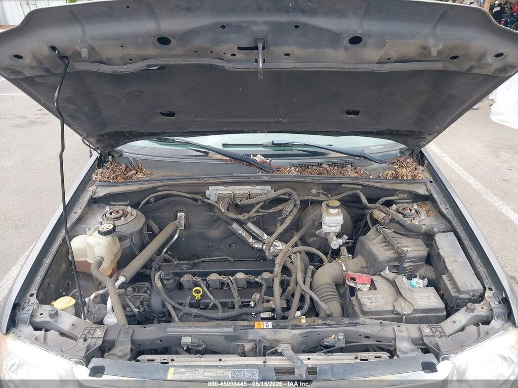 1FMCU0E72AKA68325 2010 FORD ESCAPE photo no. 10