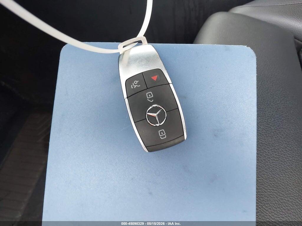 WDD3G4EB3KW001479 2019 MERCEDES-BENZ A 220 photo no. 11
