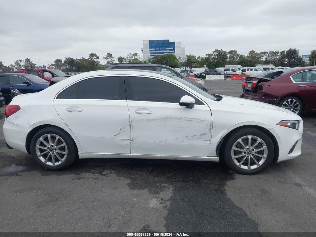 WDD3G4EB3KW001479 2019 MERCEDES-BENZ A 220 photo no. 6