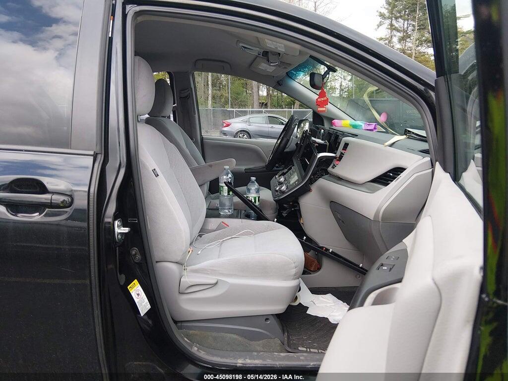 5TDKK3DC2FS661267 2015 TOYOTA SIENNA photo no. 5