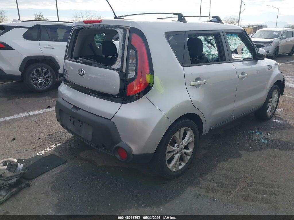 KNDJP3A56F7782056 2015 KIA SOUL photo no. 4