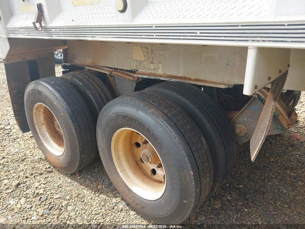1T9FC39B121066157 2002 TRAILSTAR INTERNATIONAL TRAILER photo no. 7