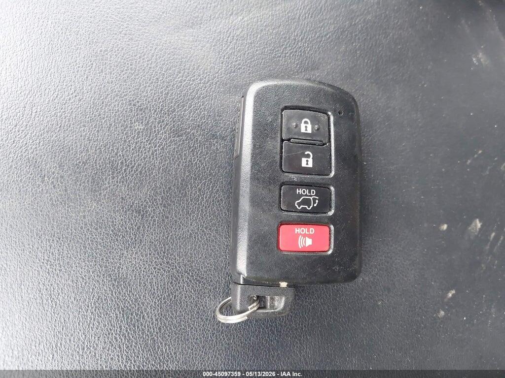 JTMDJREV9HD100867 2017 TOYOTA RAV4 HYBRID photo no. 11