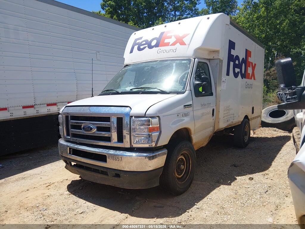 1FDWE3FN9NDC41860 2022 FORD E-350 CUTAWAY photo no. 2
