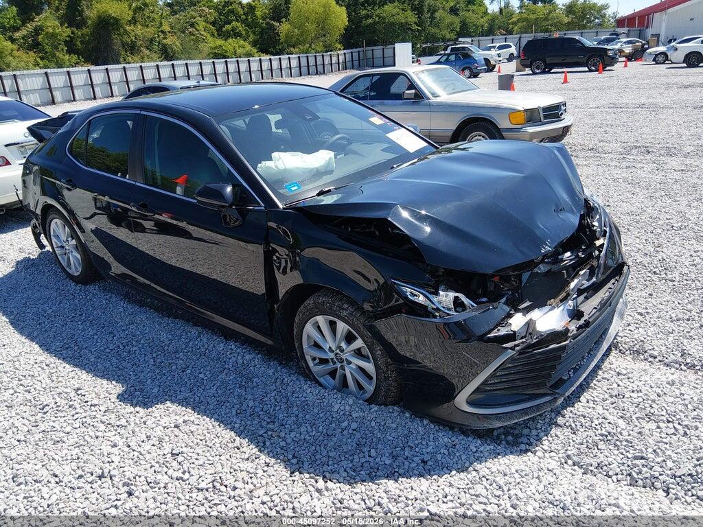 4T1C11AK5NU643195 2022 TOYOTA CAMRY photo no. 1