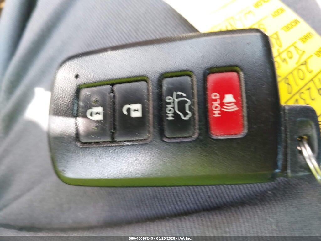 2T3WFREV1JW419232 2018 TOYOTA RAV4 photo no. 11
