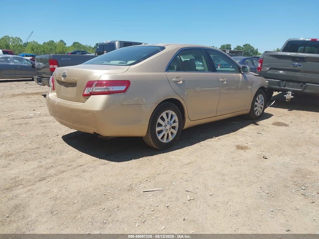 4T1BF3EK1AU049930 2010 TOYOTA CAMRY photo no. 4