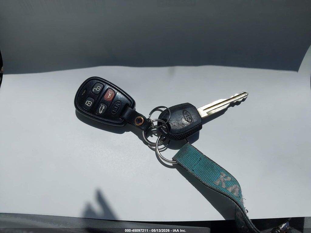 KNDJD733X65633544 2006 KIA SORENTO photo no. 11