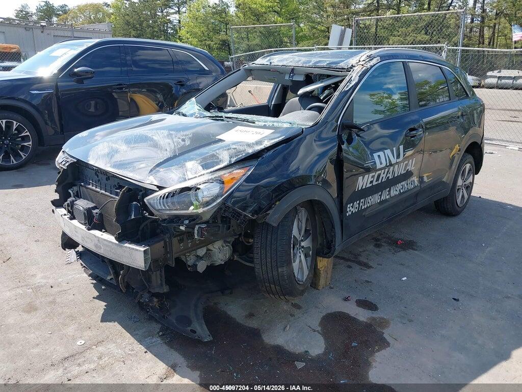 KNDCB3LC8J5211577 2018 KIA NIRO photo no. 2
