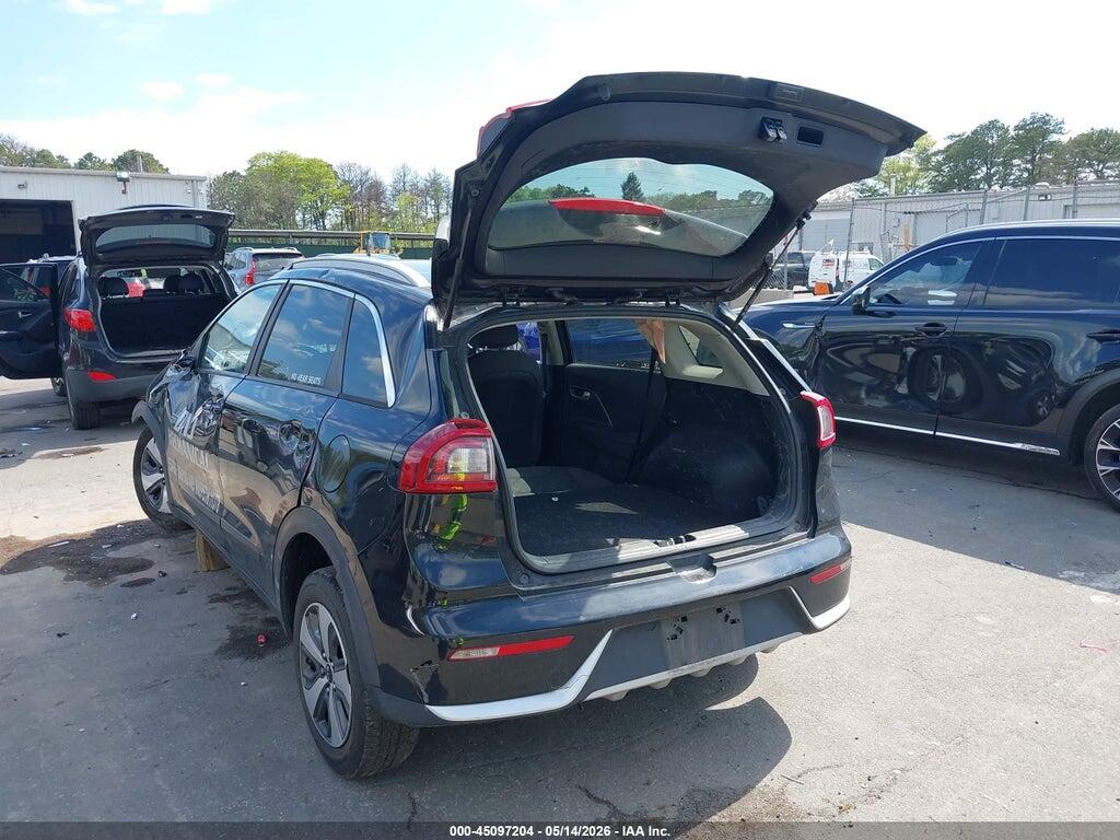 KNDCB3LC8J5211577 2018 KIA NIRO photo no. 3